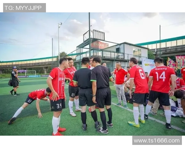 松江区足球发展新篇章青少年培训与社区联赛齐头并进