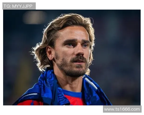 法国足球小将崭露头角展现青春风采助力球队争夺荣誉与梦想